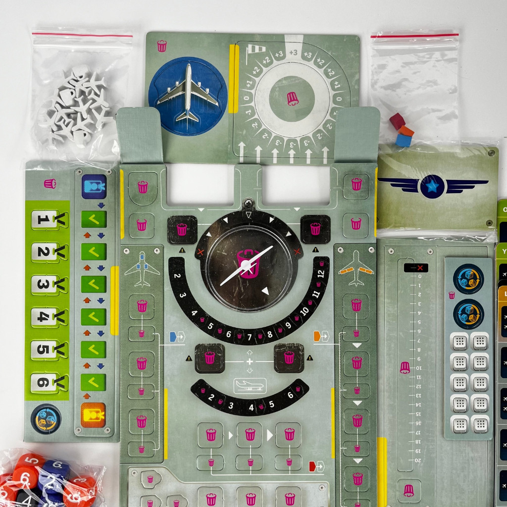 Boardgame Sky Team Nhập Vai Cơ Trưởng