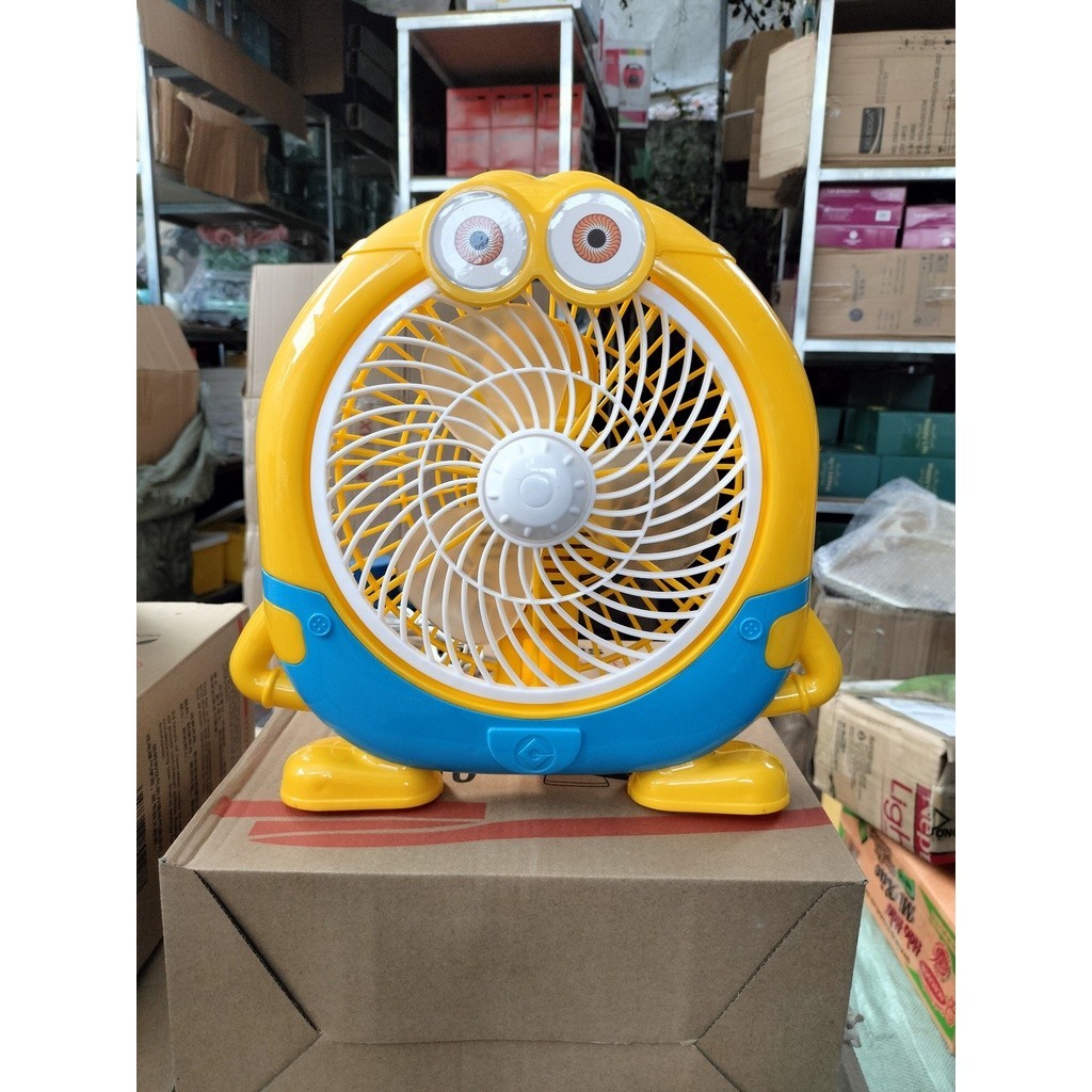 Quạt mini hình cá mập để bàn cắm điện văn phòng, quạt văn phòng để bàn mini hình cắm điện