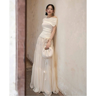 Set tiểu thư 2 món áo trễ vai ôm body phối chân váy maxi tơ voan dài đính hoa dài kem đen _SEP House