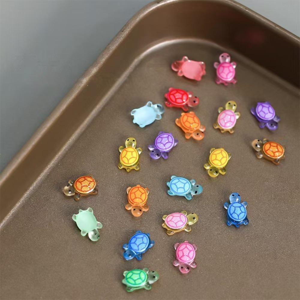 [Vận chuyển nhanh] MINIMALY 100 chiếc Rùa phát sáng, Động vật nhựa mini màu Dopamine phát sáng trong tối, Phim hoạt hình DIY dễ thương Quyến rũ móng tay rùa nhỏ Trang trí sân vườn cổ tích