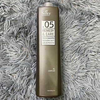 Dầu gội chống rụng và kích thích mọc tóc Silky Trivix Shampoo 1000ml