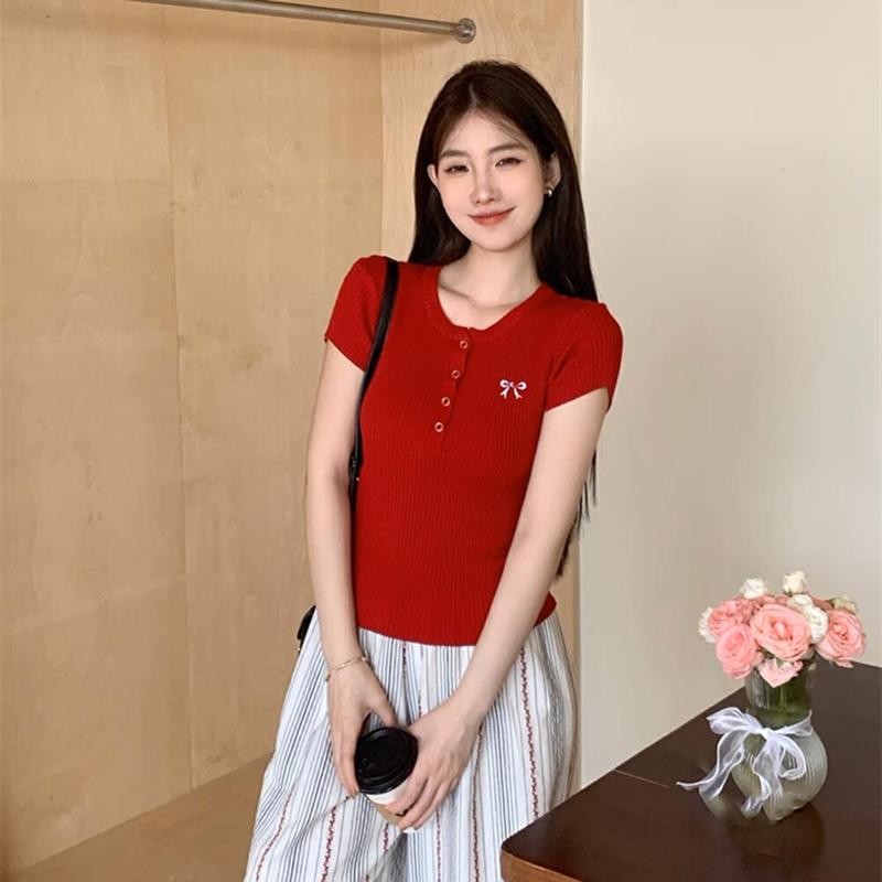Áo Thun Nữ Tay Ngắn Cổ Cúc Bấm PINKSTORE29 Thêu Nơ Dễ Thương A51217