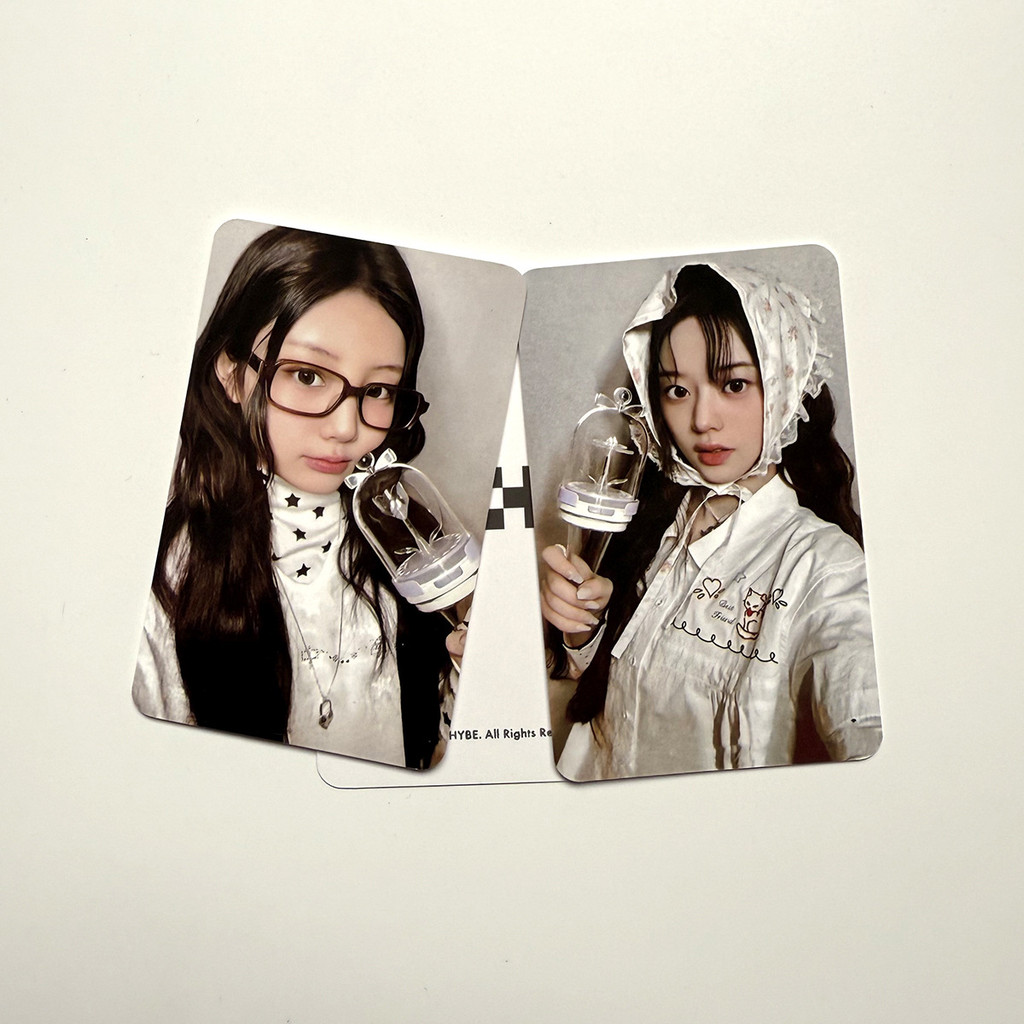 PS1 5 Cái / bộ ILLIT MOKA LOMO Card Hỗ Trợ Lightstick Bưu Thiếp Bộ Sưu Tập Ngôi Sao Ngoại Vi SP1
