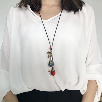 Vòng cổ bạc Titan cổ điển dành cho nữ Dây chuyền áo len dài tuổi thọ Khóa an toàn Mặt dây chuyền Phong cách dân tộc Trang sức nghệ thuật Trang sức dây sáp Mặt dây chuyền Vòng cổ bạc Titan cổ điển Dây 