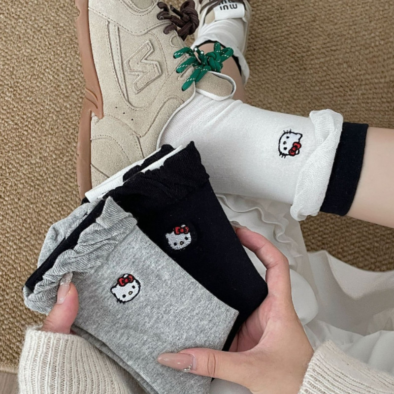 Tất Cô Gái Thêu HelloKitty Giữa Ống Tất Phiên Bản Hàn Quốc Bong Bóng Hoa Nụ Miệng Hoạt Hình Dễ Thương đống Tất