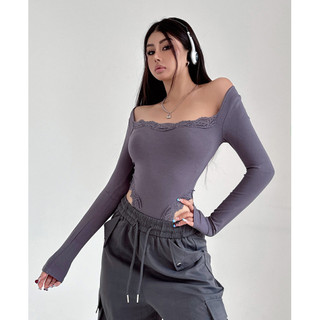Cô Gái Cay Ren Viền Slim Fit Cổ Vuông Áo liền quần Áo Thun 2024 Gợi Cảm Dài Tay Top