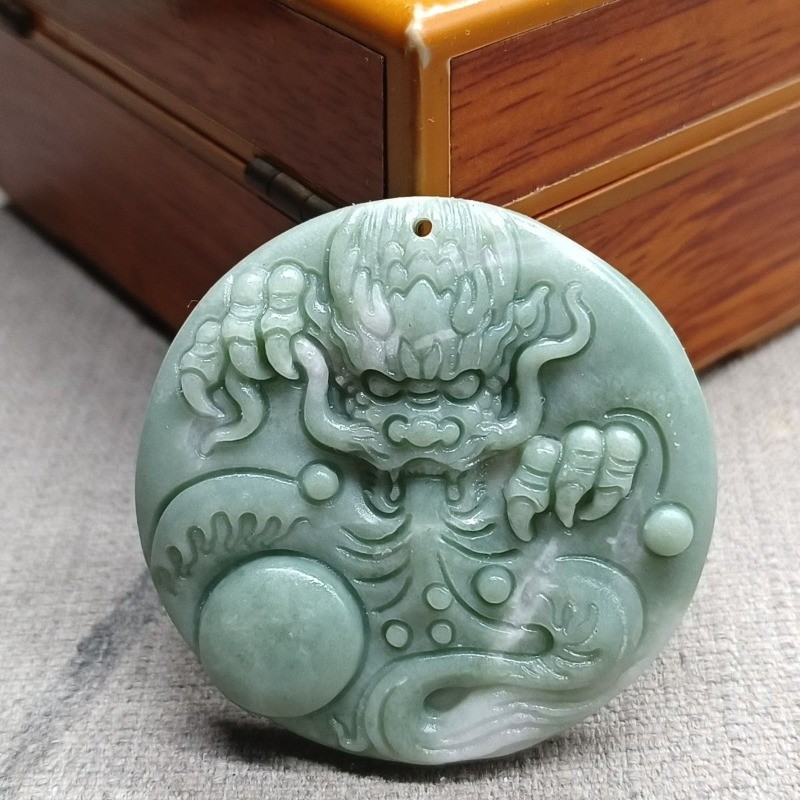Đá quý lục bảo Lantian Jade mặt dây chuyền đầu rồng phong cách cổ điển cho nam