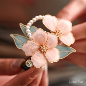 Kẹp tóc hoa nhung lụa kiểu Trung Quốc mới, gỗ đàn hương, hoa quấn thủ công, phụ kiện Hanfu retro cho nữ