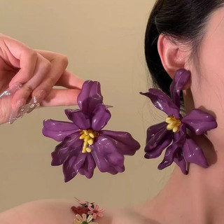 1 đôi bông tai hoa acrylic kim bạc phong cách kỳ nghỉ, nhẹ nhàng sang trọng, cảm giác cao cấp