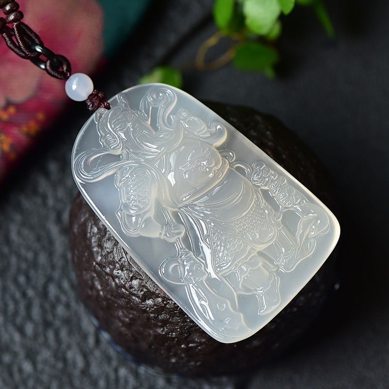 Mã Não Trắng Tự Nhiên Quan Công Mặt Dây Chuyền Chalcedony Quan Vũ Thương Hiệu Thần Tài Mặt Dây Chuyền