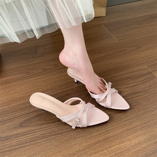 34-42 Giày cao gót gót nhọn nữ một chân cỡ lớn
