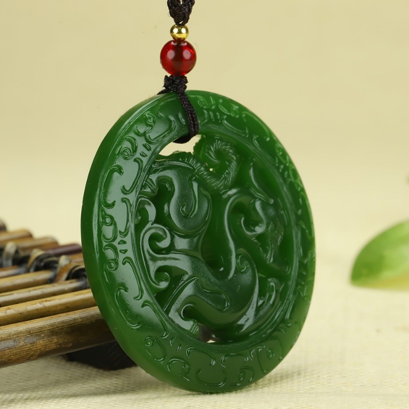 Vòng cổ mặt dây chuyền rỗng thanh lịch-Thiết kế khắc tinh tế, Phong cách truyền thống Trung Quốc, Phụ kiện thời trang nam
