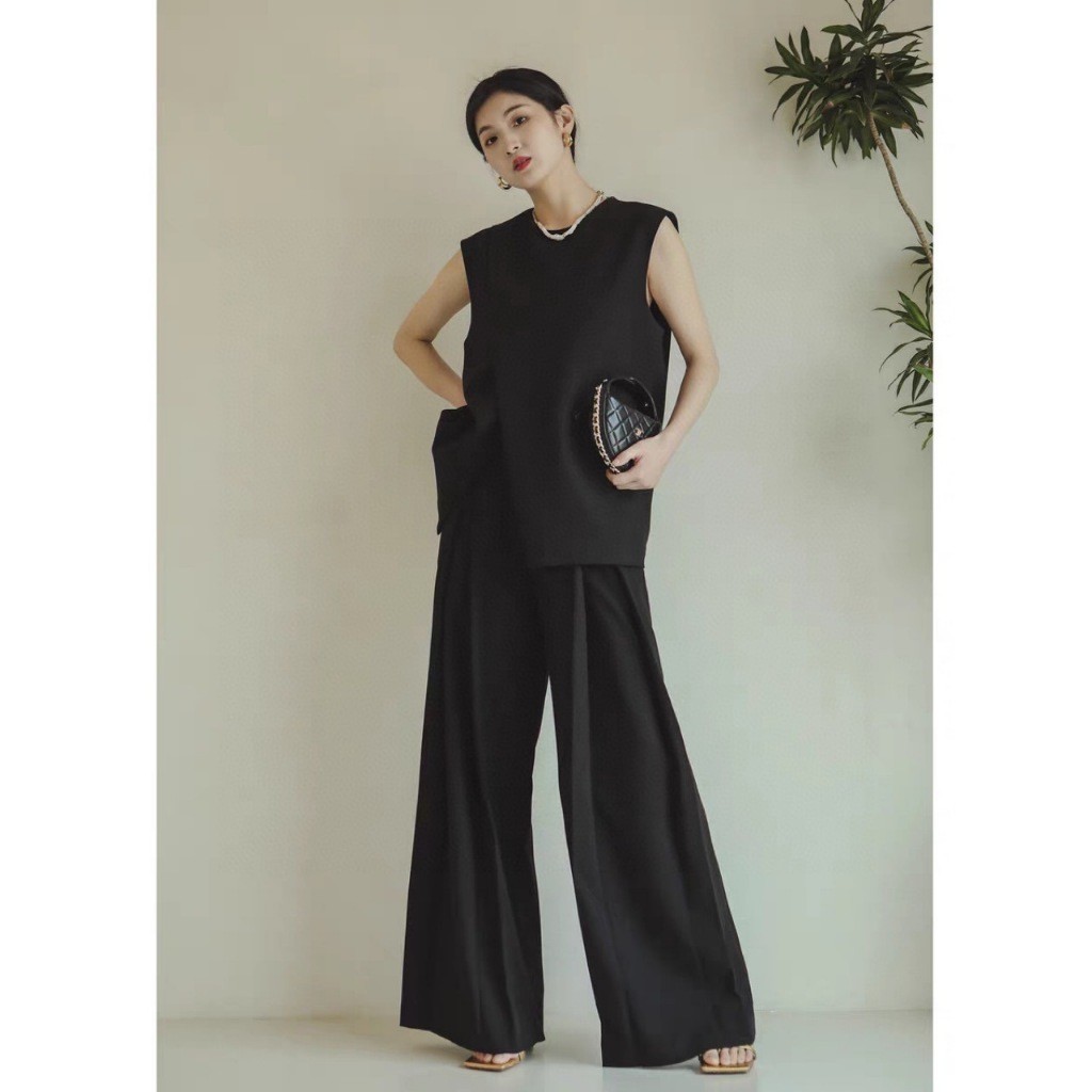 Set Đồ Nữ 2 Chi Tiết, Thiết Kế Độc Lạ Áo Vạt Chéo Phong Cách Cá Tính Năng Động Đi Làm, Đi Chơi Có Bigsize
