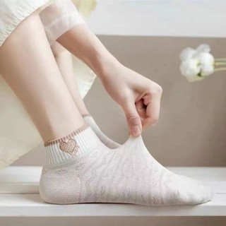 Combo 5 đôi tất ren cổ ngắn kèm hoạ tiết đơn giản - Nâu