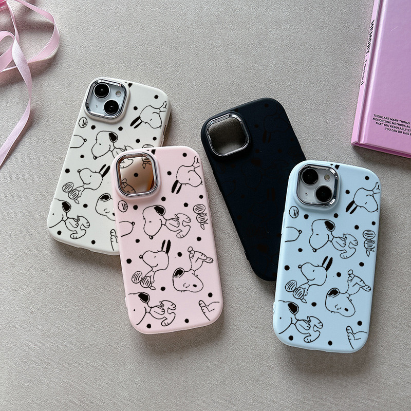 Ốp Điện Thoại Cho IPhone 16e 16 Pro Max 15 14 13 12 11 Pro Max 7 8 16 Plus X XS Ốp Lưng Hoạt Hình Snoopy TPU Màu Kẹo Silicon Mạ Chống Sốc Ống Kính Kim Loại Mềm