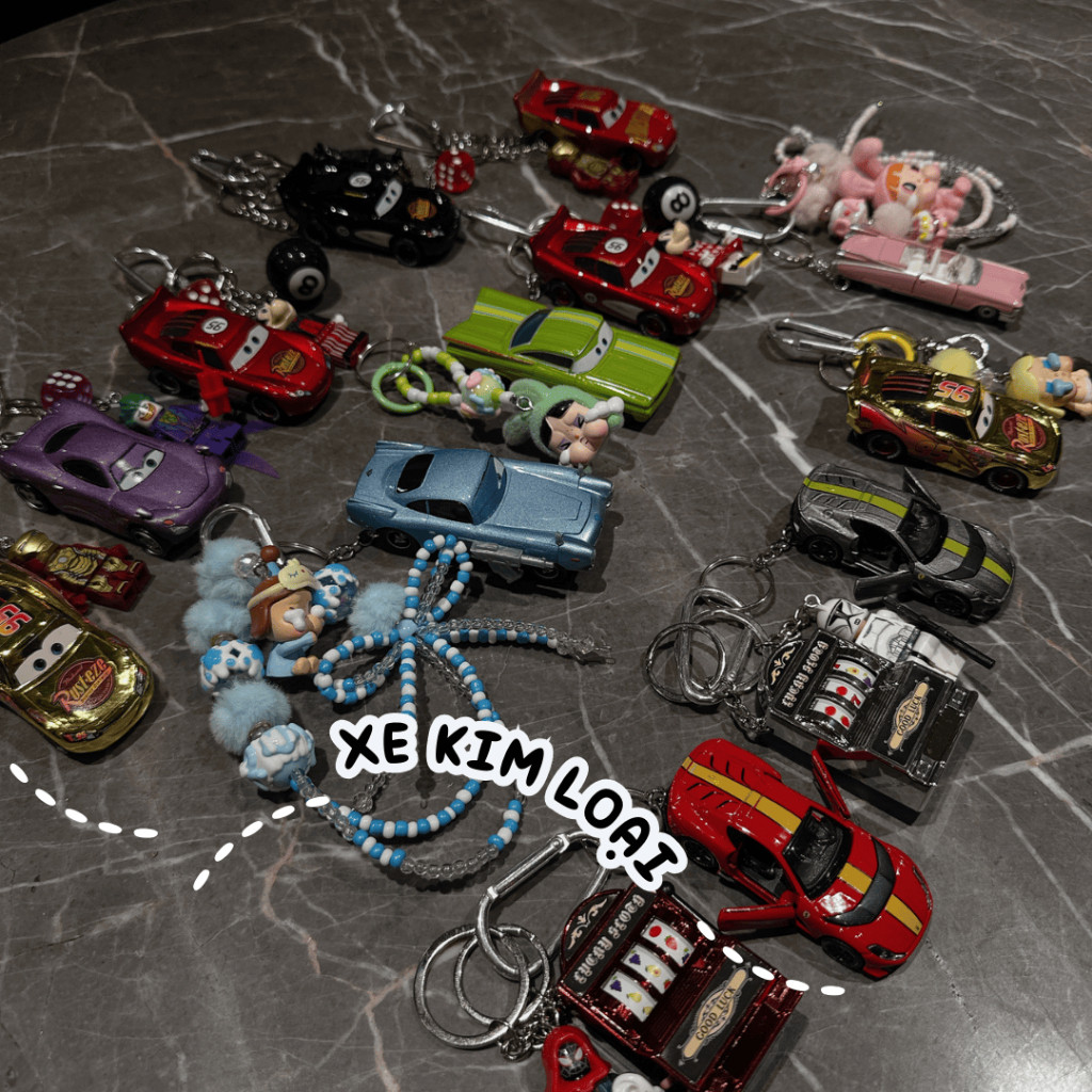 Móc khoá Keychain Mô Hình Ô Tô, crybaby gắn chìa khoá xe máy, trang trí ...