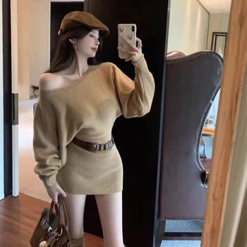 【Bess's house】Mùa Thu Mới Dệt Kim Nữ Thu Đông 2024 Mới Slim Fit Giảm Béo Và Vai Rỗng Hông Váy Áo Len Đầm Thời Trang，váy ôm body，váy tiểu thư sang chảnh，váy đẹp cho nữ sang chảnh，váy kiểu pháp，Vá
