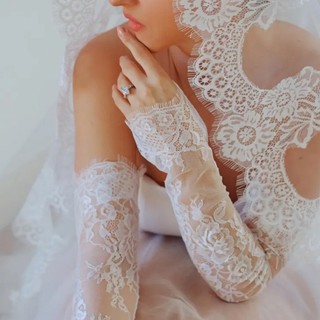 Ấm cúng Tulle Sheer Găng tay ren cô dâu có chiều dài khuỷu tay cho lễ cưới Tay áo ren cho sự kiện chính thức Gate