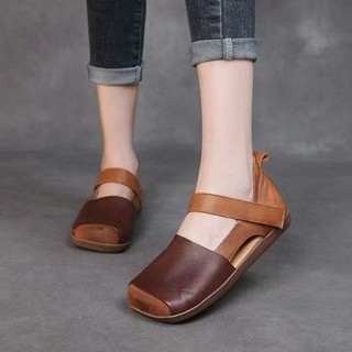 Dép sandal phẳng mũi vuông cho phụ nữ với một dây đeo và thiết kế rỗng