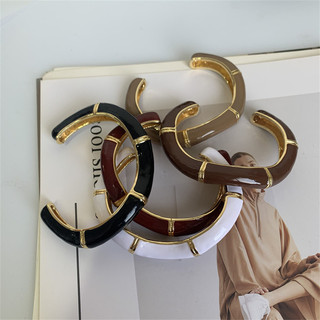 Vòng tay mở sóng không đều bằng dầu men retro kiểu Pháp, đơn giản và đa năng để sử dụng hàng ngày, vòng tay nhiều lớp tinh tế