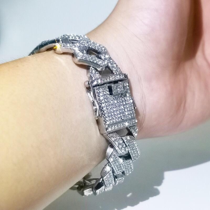 (Tặng nhẫn) Vòng tay đính đá bản lớn 20mm dành cho nam - v7