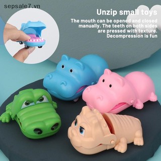 [-d] Tay Lớn Cá Sấu Miệng Kéo Lại Xe Hoạt Hình Hippo Puppy Kéo Lại Xe Báo Chí Răng Cắn Ngón Tay Tricky {vn}