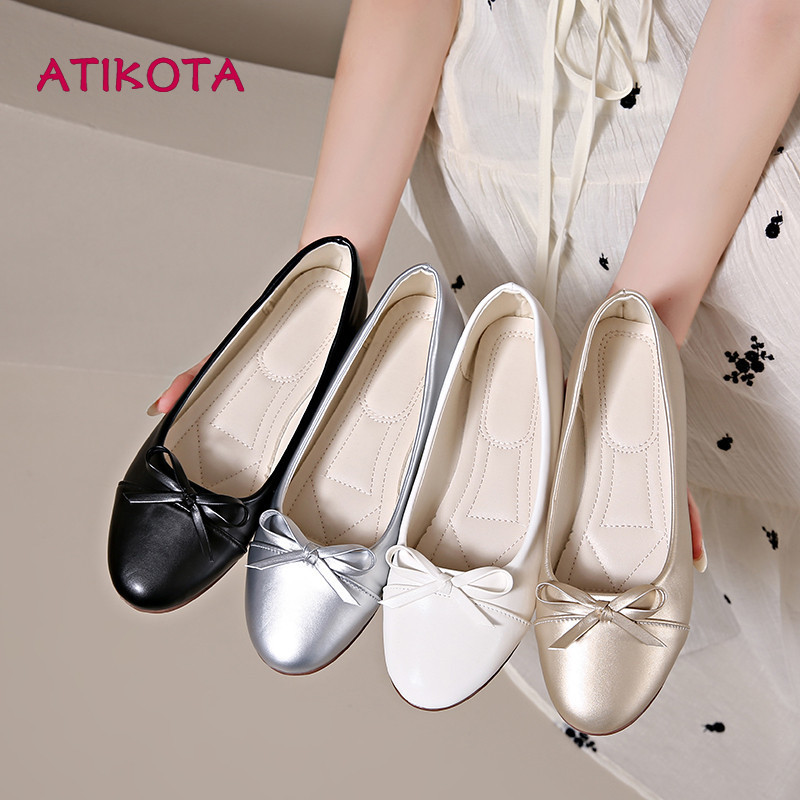 Giày đế bệt cổ điển dành cho nữ Atikota Đế bệt mũi tròn đa năng thanh lịch