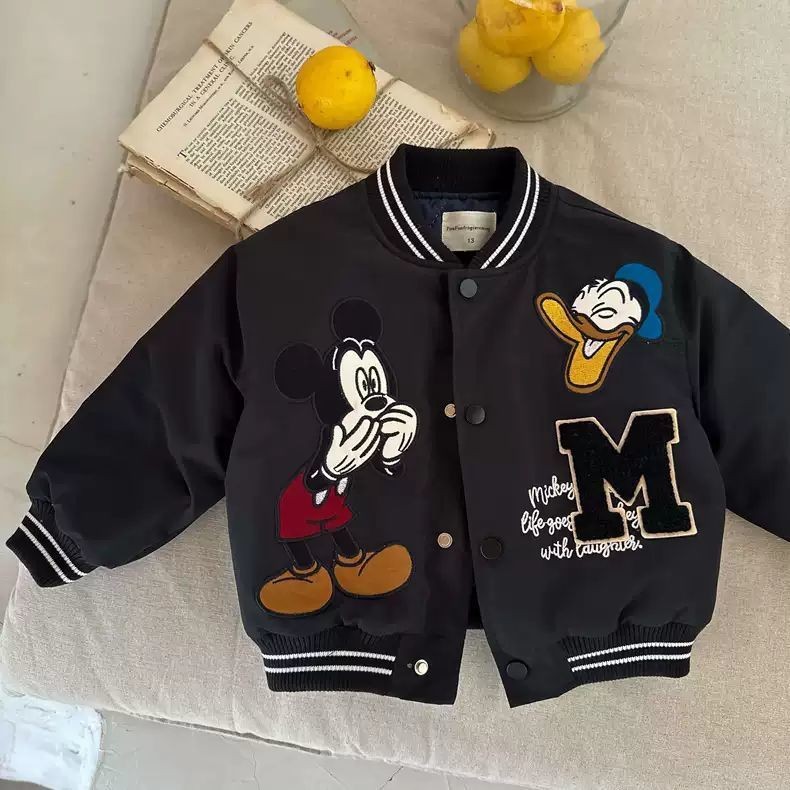 Hàng sẵn có Áo khoác hoạt hình cho trẻ em Bé trai Thu đông Phong cách mới Trẻ em Áo khoác đệm Cotton đẹp trai Hợp thời trang Áo khoác đồng phục bóng chày cho bé gái Quilted