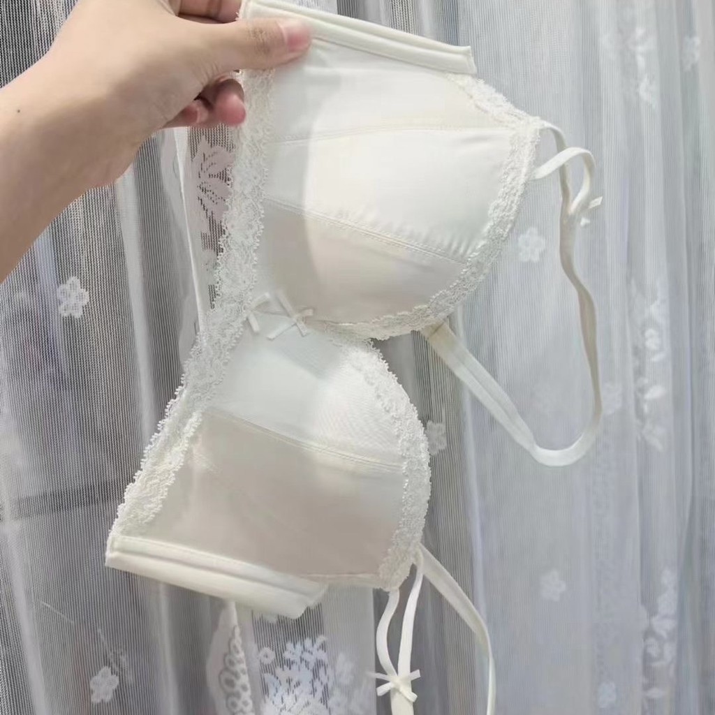 Liền Mạch Satin Vừa Mỏng Cốc Quần Lót Ngọt Ngào Tập Hợp Thoải Mái Thoáng Khí Liền Mạch Không Vòng Thép
