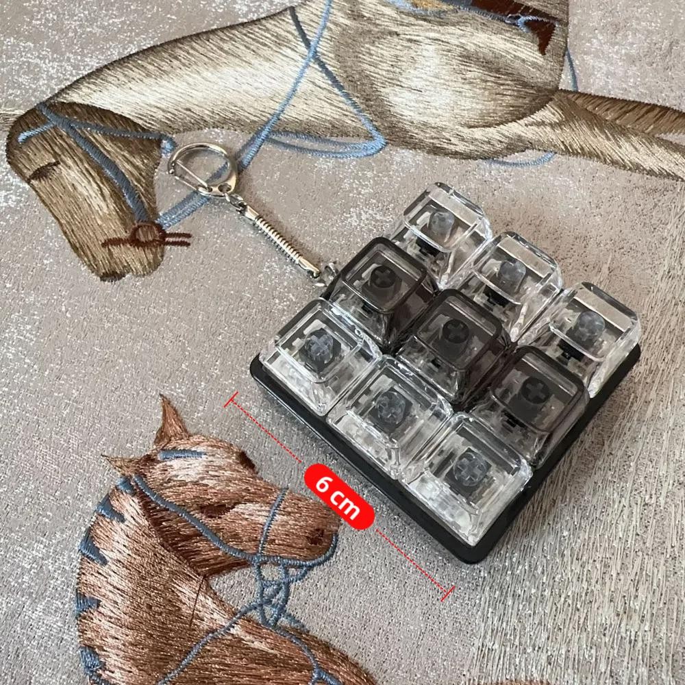 Mũ bàn phím ngón tay YMIFI, Keycap DIY Bàn phím Fidget Móc khóa, Thư giãn 9 phím Vượt qua thời gian Giảm căng thẳng Clicker Đồ chơi dành cho người lớn