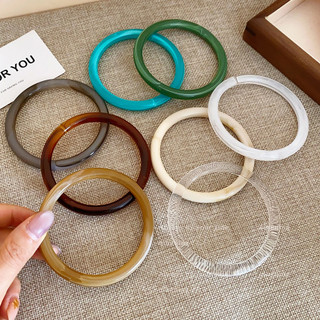 Vòng tay acrylic lưỡi rộng thông thường dành cho nữ mùa hè phong cách retro hình dạng hình học người bạn thân nhất trang trí tay