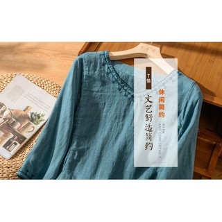 2025 Áo blouse thêu cotton lanh tay ba phần tư cổ V phong cách dân tộc nghệ thuật retro cho phụ nữ mùa hè