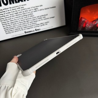 Ốp điện thoại từ tính bằng sợi Carbon cho iPad thế hệ thứ 11 2025 11 inch Air 7 11 6 5 4 3Pro 2 1 10.2 9.7 10th 10.9 Mini 7 6 A17 Pro Air13 Pro 11 12.9 13 Vỏ bảo vệ chống rơi