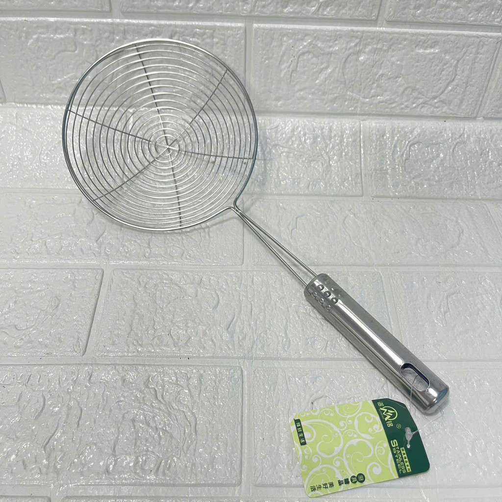 Vợt chiên inox vớt ráo dầu cán dài có móc treo tiện lợi - Vợt vòng cán ...