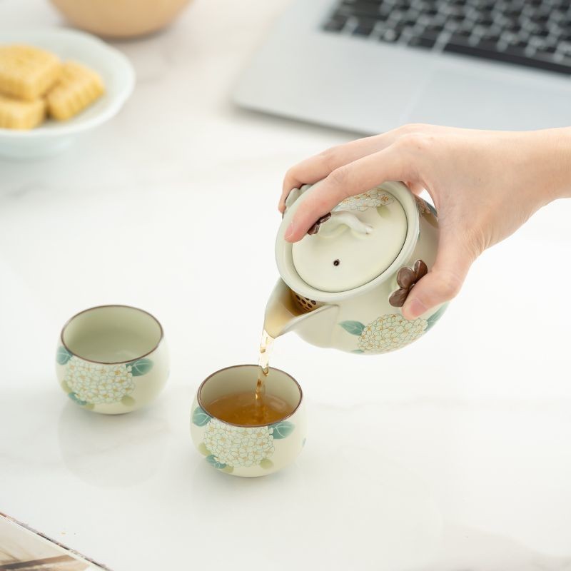 ✨Gốm Ru Lò Ly Hợp Nồi Sáng Tạo Hydrangea Kung Fu Trà Ấm Trà Một Nồi Hai Ly Mới Phong Cách Trung Hoa Trà Nếm Cốc