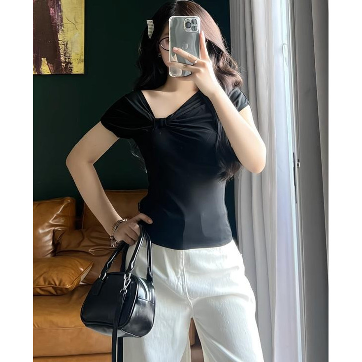 Áo Nhún Nơ Ngực Lệch Vai, Áo Thun Trễ Vai Xoắn Chéo Ngực Ôm Body Phong Cách Ullzang_A513