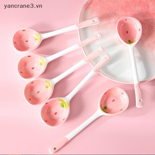 {YAN3} Thìa Canh Gốm Dâu Dễ Thương Kem Hàn Quốc Sơn Tay Cà Phê Món Tráng Miệng Thìa Tay Cầm Dài Phụ Kiện Nhà Bếp {yancrane3.vn}