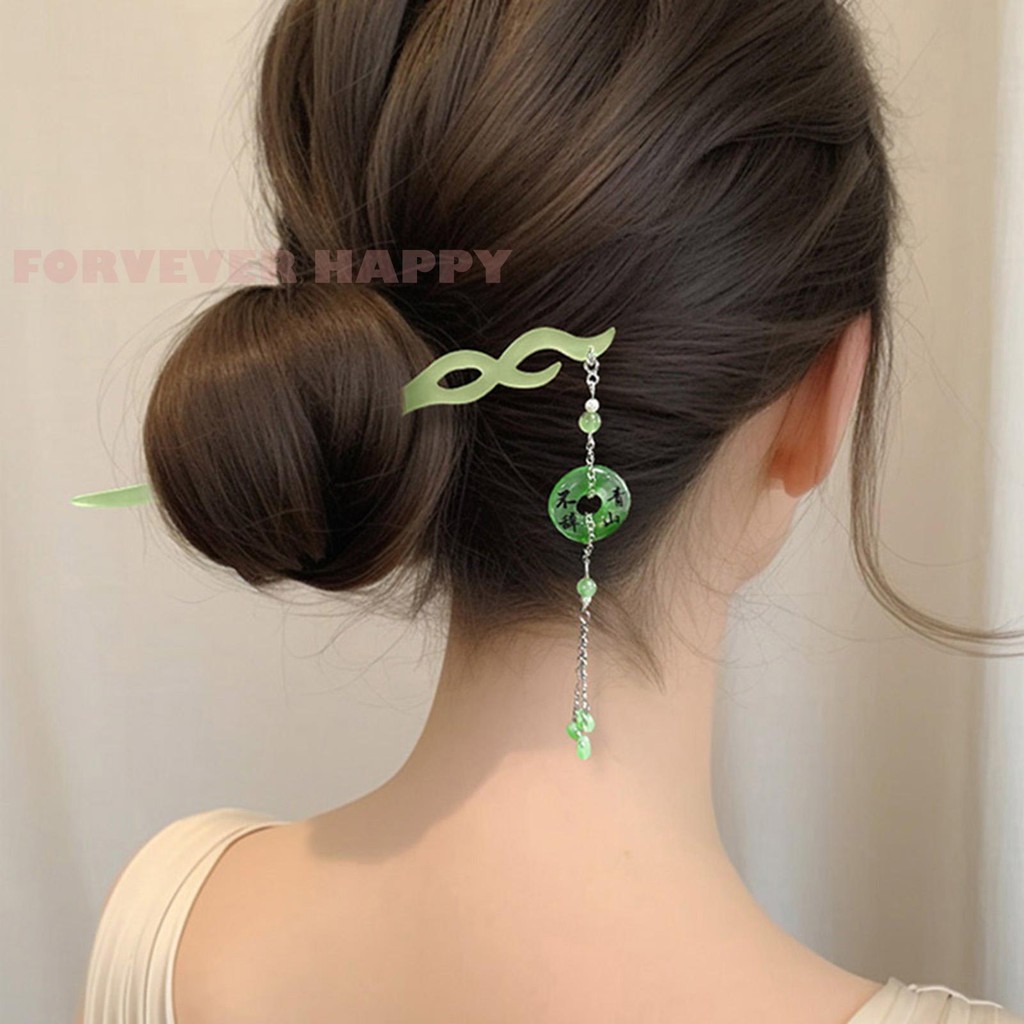 Chignon tóc phong cách Trung Quốc mới với thiết lập tua rua với trang trí tua rua bánh rán ngọc bích