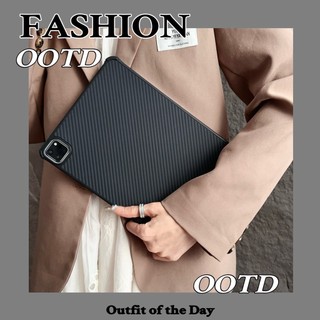 Ốp điện thoại từ tính bằng sợi Carbon cho iPad thế hệ thứ 11 2025 11 inch Air 7 11 6 5 4 3Pro 2 1 10.2 9.7 10th 10.9 Mini 7 6 A17 Pro Air13 Pro 11 12.9 13 Vỏ bảo vệ chống rơi