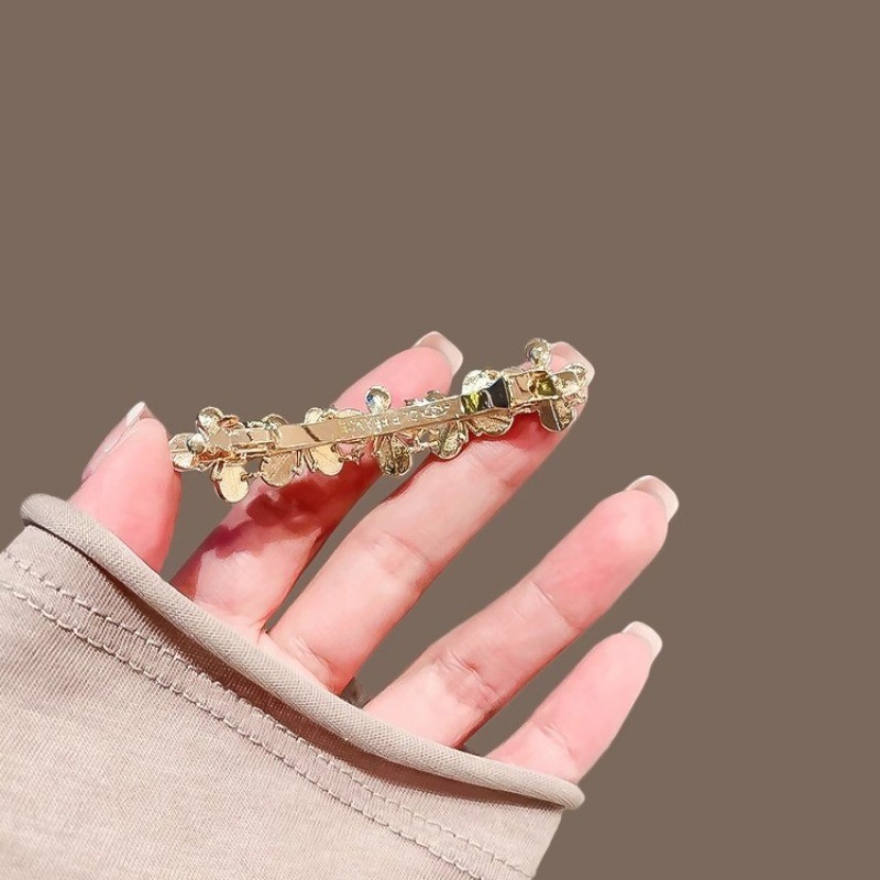 MAUROPOLI [Sẵn sàng] Kẹp lò xo hình bướm pha lê thủy tinh sang trọng nhẹ nhàng Kẹp tóc kim cương giả có giá trị cao cấp tinh tế Kẹp tóc sang trọng Kẹp bên