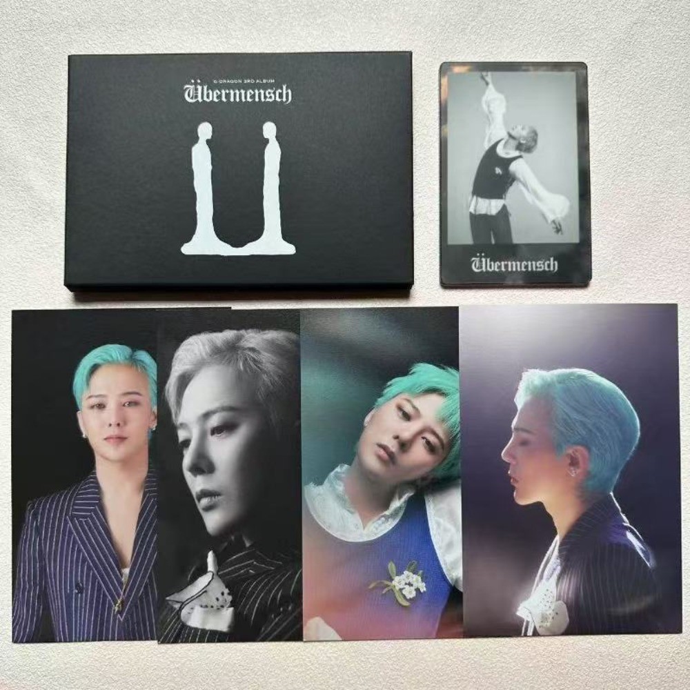 Bộ bưu thiếp lưu diễn thế giới G-DRAGON Übermensch 2025