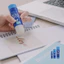 Keo khô dán dính, hồ khô, keo son dạng thỏi son hiệu Double A, trọng lượng: 8g