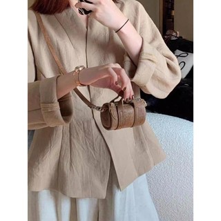Túi Mini đeo chéo một vai hình trụ tinh tế màu nâu cổ điển