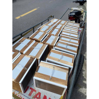 Hộp đựng cào cào cho chim hộp đựng dế cào cào tiện lợi size nhỡ( hộp gỗ )