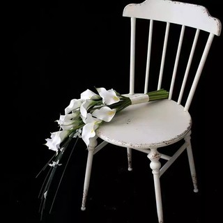 Bó hoa hoa loa kèn trắng, giọt nước, bó hoa, ảnh cưới cô dâu, cắm hoa, hoa giả, ảnh cưới studio