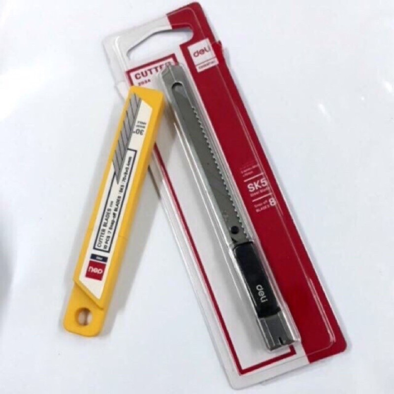 Dao rọc giấy 30 độ vỏ kim loại Deli 2034.