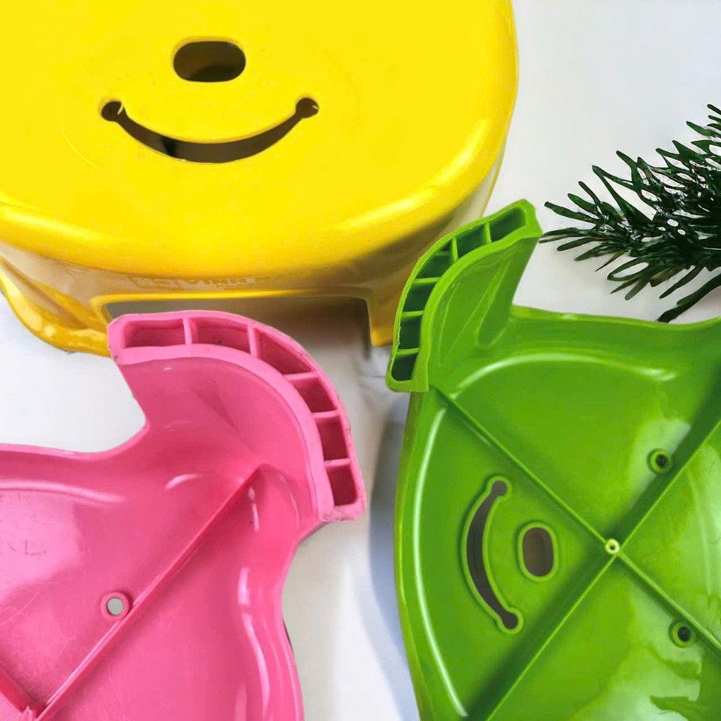 Ghế Ngồi Chú Gấu Vinh Nam Plastic Ghế Nhựa Cao Cấp Cứng Cáp Siêu Chắc Chắn Size 30x30x12.5cm Mã 015