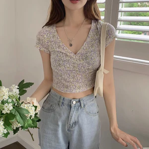 Áo thun hoa nữ mùa hè mới phiên bản Hàn Quốc dáng ôm vừa vặn áo cổ chữ V tay ngắn dành cho nữ
