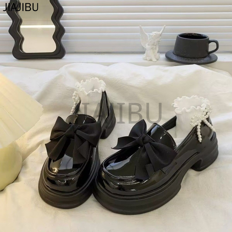 Size 34-42 Giày Nữ Size Lớn Giày Lười Chống Trượt Phong Cách Retro Giản Dị Giày Đi Học Cao Gót Màu Đen Korean Fashion Round Toe Platform Mary Jane Shoes Japanese JK Uniform Lolita Doll Shoes Giày Da Nhỏ Cosplay Mờ Phong Cách Đại Học Anh Với Gót Dày