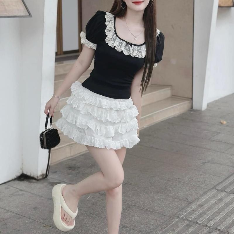 [SB3] Sét bộ nữ 2 món áo thun ôm body croptop tay ngắn viền bèo tiểu thư và chân váy ren